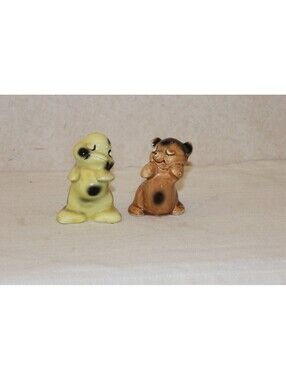 Vintage Van Tellingen Duck & Bear Hugger Salt & Pepper Shakers Set